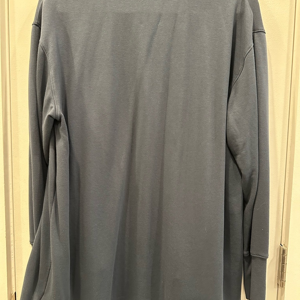 Old Navy Lived In Front Wrap - Picture 3 of 4